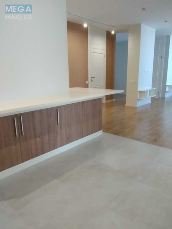 Оренда 3 кімнатної квартири, <a class="location-link" href="/kiev/" title="Недвижимость Київ">Київ</a>, <a class="location-link" href="/kiev/shevchenkovskij/" title="Недвижимость Шевченківський район">Шевченківський р-н</a>, Глубочицкая ул., 32Б (изображение 1)