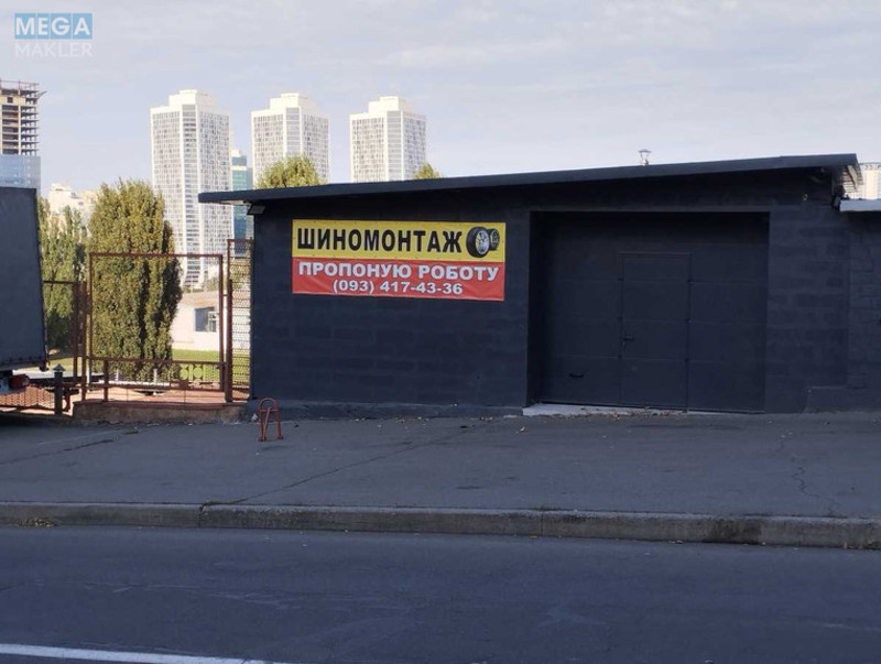 Оренда комерційної нерухомості, 48 кв.м, <a class="location-link" href="/kiev/" title="Недвижимость Київ">Київ</a>, <a class="location-link" href="/kiev/solomenskij/" title="Недвижимость Солом'янський район">Солом'янський р-н</a>, Юлиуса Фучика ул., 12 (изображение 1)