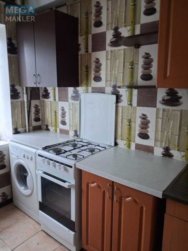 Продаж 3 кімнатної квартири (57/41/7), 8 пов. 9 пов. будинку, <a class="location-link" href="/kiev/" title="Недвижимость Київ">Київ</a>, <a class="location-link" href="/kiev/desnyanskij/" title="Недвижимость Деснянський район">Деснянський р-н</a>, Лесной просп., 6а (изображение 1)