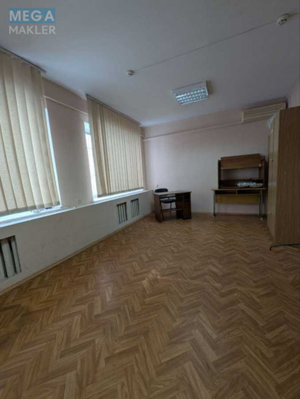 Оренда комерційної нерухомості, 22&nbsp;кв.м, под офис, <a class="location-link" href="/kiev/" title="Недвижимость Київ">Київ</a>, <a class="location-link" href="/kiev/shevchenkovskij/" title="Недвижимость Шевченківський район">Шевченківський р-н</a>, Берестейський просп., 20 (изображение 1)