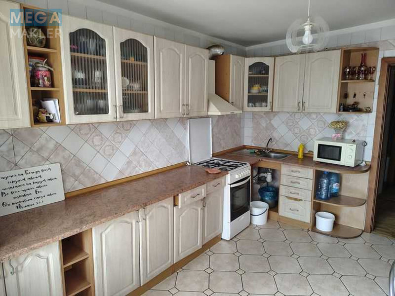 Оренда 2 кімнатної квартири, <a class="location-link" href="/kiev/" title="Недвижимость Київ">Київ</a>, <a class="location-link" href="/kiev/svyatoshinskij/" title="Недвижимость Святошинський район">Святошинський р-н</a>, Симиренка вул., 25а (изображение 1)