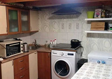 Продаж 6 кімнатної квартири (43/?/?), 3 пов. 3 пов. будинку