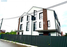 Продаж дома, 3 поверху, 110 кв.м, 4 кімнати, ділянка 1 сотка