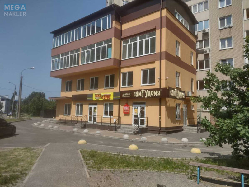 Оренда окремої будівлі/побудови, 170&nbsp;кв.м, <a class="location-link" href="/kiev/" title="Недвижимость Київ">Київ</a>, <a class="location-link" href="/kiev/desnyanskij/" title="Недвижимость Деснянський район">Деснянський р-н</a>, Миколи Лаврухіна вул., 16а (изображение 1)