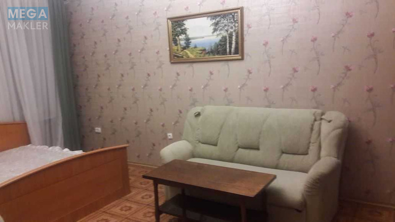 Оренда 1 кімнатної квартири, <a class="location-link" href="/odessa/" title="Недвижимость Одеса">Одеса</a>, <a class="location-link" href="/odessa/primorskij/" title="Недвижимость Приморський район">Приморський р-н</a>, Еврейская, 19 (изображение 1)