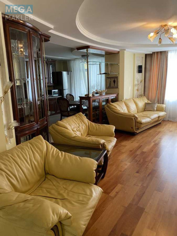 Оренда 3 кімнатної квартири, <a class="location-link" href="/kiev/" title="Недвижимость Київ">Київ</a>, <a class="location-link" href="/kiev/shevchenkovskij/" title="Недвижимость Шевченківський район">Шевченківський р-н</a>, Черновола Вячеслава ул., 20 (изображение 1)