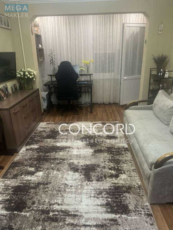 Продаж 1 кімнатної квартири (33,3/?/7,7), 6 пов. 9 пов. будинку, <a class="location-link" href="/kiev/" title="Недвижимость Київ">Київ</a>, <a class="location-link" href="/kiev/podolskij/" title="Недвижимость Подільський район">Подільський р-н</a>, Світлицького вул., 30/20 (изображение 1)