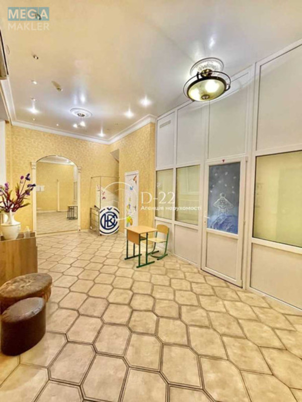 Продаж 4 кімнатної квартири (146/?/10), 1 пов. 5 пов. будинку, <a class="location-link" href="/kiev/" title="Недвижимость Київ">Київ</a>, <a class="location-link" href="/kiev/pecherskij/" title="Недвижимость Печерський район">Печерський р-н</a>, Миколи Міхновського бульвар, 13 (изображение 1)