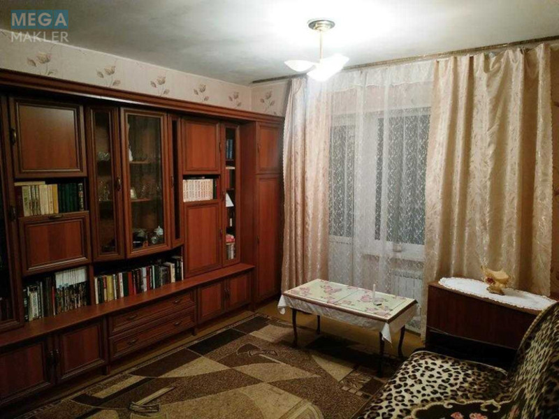 Оренда 1 кімнатної квартири, <a class="location-link" href="/kiev/" title="Недвижимость Київ">Київ</a>, <a class="location-link" href="/kiev/svyatoshinskij/" title="Недвижимость Святошинський район">Святошинський р-н</a>, Симиренка вул., 7Б (изображение 1)