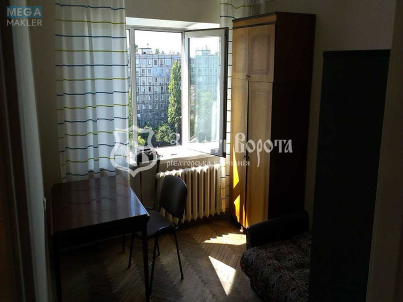 Продаж 3 кімнатної квартири (60,4/41/6,7), 9 пов. 9 пов. будинку, <a class="location-link" href="/kiev/" title="Недвижимость Київ">Київ</a>, <a class="location-link" href="/kiev/desnyanskij/" title="Недвижимость Деснянський район">Деснянський р-н</a>, Братиславська вул., 4 (изображение 1)
