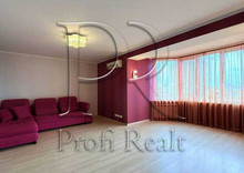 Продаж 3 кімнатної квартири (101/62/14), 14 пов. 19 пов. будинку