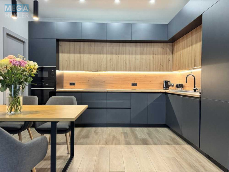 Продаж дома, 2&nbsp;поверху, 133&nbsp;кв.м, 4&nbsp;кімнати, ділянка 3&nbsp;сотки, <a class="location-link" href="/petrovskoe-selo-kv-kievo-svyatoshinskij-rajon/" title="Недвижимость Петрівське">Петрівське</a>, Святоюрівська (изображение 1)