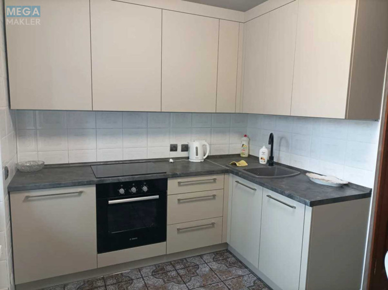 Оренда 2 кімнатної квартири, <a class="location-link" href="/kiev/" title="Недвижимость Київ">Київ</a>, <a class="location-link" href="/kiev/darnickij/" title="Недвижимость Дарницький район">Дарницький р-н</a>, Миколи Бажана просп., 9ж (изображение 1)