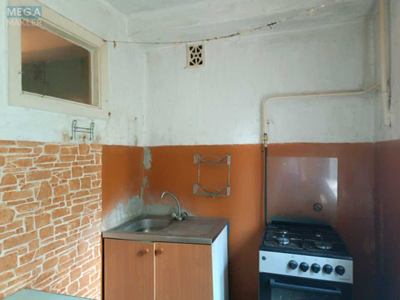 Продаж 2 кімнатної квартири (44,7/29/5,8), 1 пов. 5 пов. будинку, <a class="location-link" href="/kiev/" title="Недвижимость Київ">Київ</a>, <a class="location-link" href="/kiev/goloseevskij/" title="Недвижимость Голосіївський район">Голосіївський р-н</a>, Сєченова вул., 3 (изображение 1)