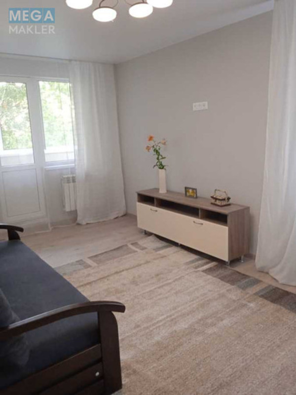 Продаж 2 кімнатної квартири (47/31,3/8), 3 пов. 9 пов. будинку, <a class="location-link" href="/kiev/" title="Недвижимость Київ">Київ</a>, <a class="location-link" href="/kiev/pecherskij/" title="Недвижимость Печерський район">Печерський р-н</a>, Леси Украинки бульв., 14а (изображение 1)