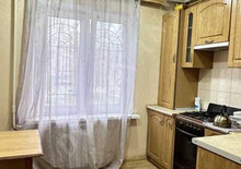 Продаж 3 кімнатної квартири (69/45/8), 1 пов. 9 пов. будинку