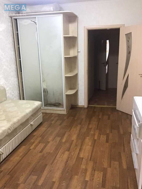 Оренда кімнати (підселення), <a class="location-link" href="/odessa/" title="Недвижимость Одеса">Одеса</a>, <a class="location-link" href="/odessa/suvorovskij/" title="Недвижимость Суворовський район">Суворовський р-н</a>, Бочарова, 7 (изображение 1)