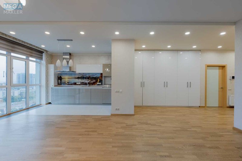 Продаж 4 кімнатної квартири (146/?/?), 16 пов. 22 пов. будинку, <a class="location-link" href="/kiev/" title="Недвижимость Київ">Київ</a>, <a class="location-link" href="/kiev/pecherskij/" title="Недвижимость Печерський район">Печерський р-н</a>, Андрія Верхогляда вул., 16 (изображение 1)