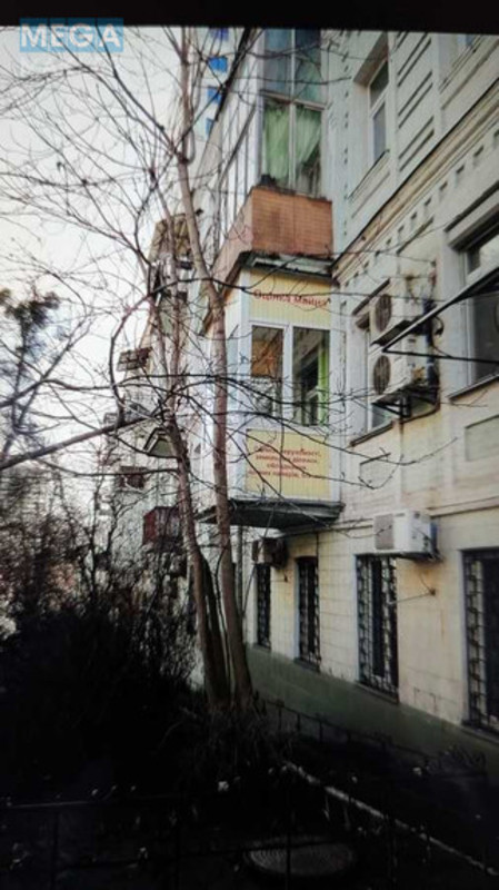 Продаж 2 кімнатної квартири (64/35/8), 3 пов. 4 пов. будинку, <a class="location-link" href="/kiev/" title="Недвижимость Київ">Київ</a>, <a class="location-link" href="/kiev/goloseevskij/" title="Недвижимость Голосіївський район">Голосіївський р-н</a>, Володимирська вул., 82А (изображение 1)