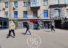 Продаж комерційної нерухомості, 155 кв.м, под магазин