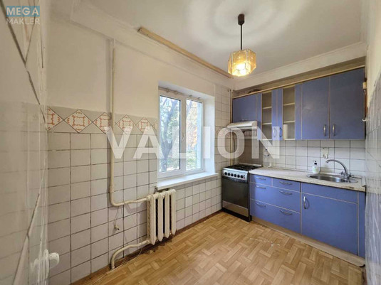 Продаж 2 кімнатної квартири (45,6/29/6,4), 2 пов. 5 пов. будинку, <a class="location-link" href="/kiev/" title="Недвижимость Київ">Київ</a>, <a class="location-link" href="/kiev/svyatoshinskij/" title="Недвижимость Святошинський район">Святошинський р-н</a>, Литвиненко-Вольгемут вул., 1б (изображение 1)