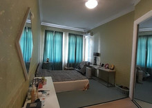 Продаж 4 кімнатної квартири (113/53/30), 4 пов. 4 пов. будинку