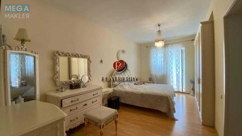 Продаж 5 кімнатної квартири (175/?/20), 9 пов. 9 пов. будинку, <a class="location-link" href="/kiev/" title="Недвижимость Київ">Київ</a>, <a class="location-link" href="/kiev/shevchenkovskij/" title="Недвижимость Шевченківський район">Шевченківський р-н</a>, Дмитрівська вул., 45 (изображение 1)