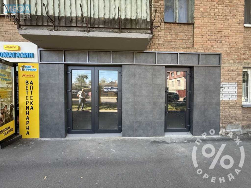 Оренда комерційної нерухомості, 33 кв.м, под магазин, <a class="location-link" href="/kiev/" title="Недвижимость Київ">Київ</a>, <a class="location-link" href="/kiev/solomenskij/" title="Недвижимость Солом'янський район">Солом'янський р-н</a>, Андрія Головка вул., 6 (изображение 1)
