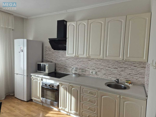 Оренда 1 кімнатної квартири, <a class="location-link" href="/kiev/" title="Недвижимость Київ">Київ</a>, <a class="location-link" href="/kiev/solomenskij/" title="Недвижимость Солом'янський район">Солом'янський р-н</a>, Патріарха Мстислава Скрипника вул., 40 (изображение 1)