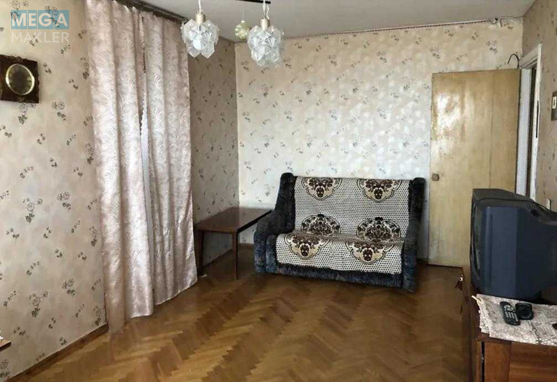 Продаж 3 кімнатної квартири (55,8/39,8/5,8), 9 пов. 9 пов. будинку, <a class="location-link" href="/kiev/" title="Недвижимость Київ">Київ</a>, <a class="location-link" href="/kiev/svyatoshinskij/" title="Недвижимость Святошинський район">Святошинський р-н</a>, Жмеринская ул., 16 (изображение 1)