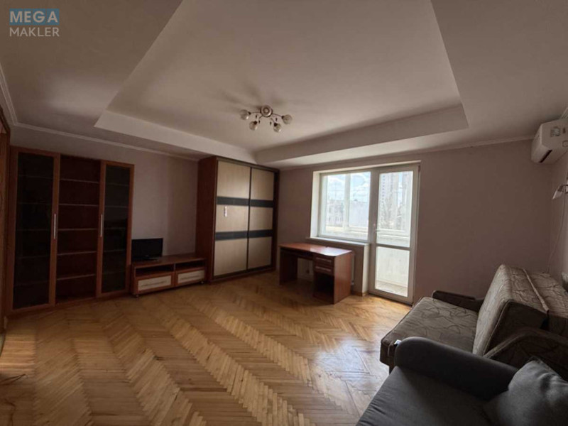 Продаж 1 кімнатної квартири (35/19/6), 7 пов. 9 пов. будинку, <a class="location-link" href="/kiev/" title="Недвижимость Київ">Київ</a>, <a class="location-link" href="/kiev/shevchenkovskij/" title="Недвижимость Шевченківський район">Шевченківський р-н</a>, Богдана Гаврилишина вул., 10 (изображение 1)