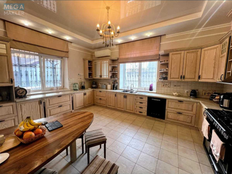 Продаж дома, 3 поверху, 495 кв.м, 7 кімнат, ділянка 20 соток, <a class="location-link" href="/bobrica-selo-kv/" title="Недвижимость Бобриця">Бобриця</a>, Шевченко (изображение 1)