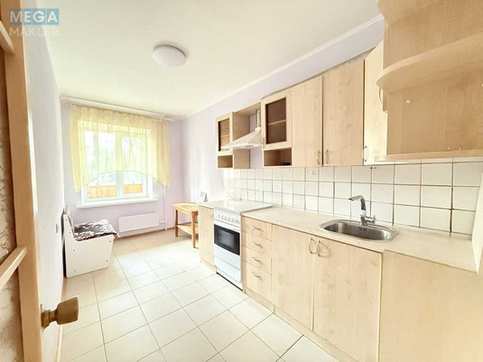 Продаж 3 кімнатної квартири (80/42/10), 5 пов. 10 пов. будинку, <a class="location-link" href="/kiev/" title="Недвижимость Київ">Київ</a>, <a class="location-link" href="/kiev/desnyanskij/" title="Недвижимость Деснянський район">Деснянський р-н</a>, Сержа Лифаря вул., 11А (изображение 1)