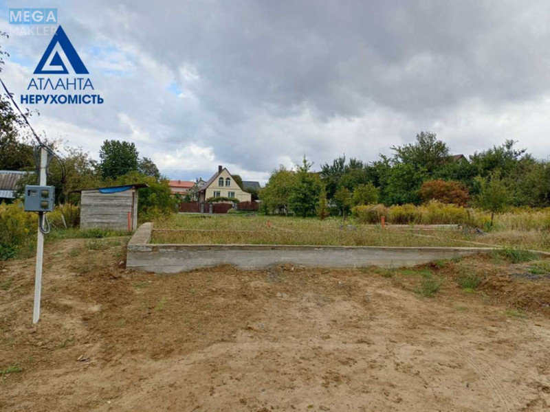 Продажа участка, 6 соток, участок под жилую застройку, <a class="location-link" href="/strumovka/" title="Недвижимость Струмівка">Струмівка</a>, горіхова (изображение 1)