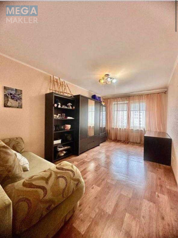 Оренда кімнати (підселення), <a class="location-link" href="/kiev/" title="Недвижимость Київ">Київ</a>, <a class="location-link" href="/kiev/darnickij/" title="Недвижимость Дарницький район">Дарницький р-н</a>, Елизаветы Чавдар ул. (изображение 1)