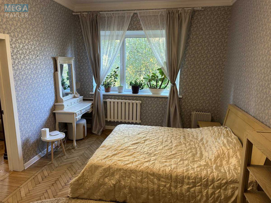 Оренда 2 кімнатної квартири, <a class="location-link" href="/kiev/" title="Недвижимость Київ">Київ</a>, <a class="location-link" href="/kiev/solomenskij/" title="Недвижимость Солом'янський район">Солом'янський р-н</a>, Вузівська вул., 4 (изображение 1)