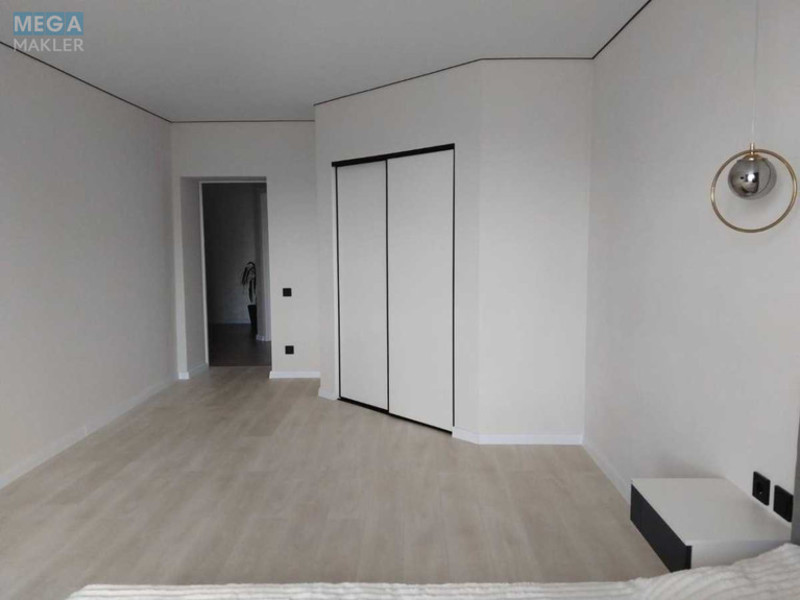 Продаж 2 кімнатної квартири (76/34/15), 5 пов. 11 пов. будинку, <a class="location-link" href="/rovno/" title="Недвижимость Рівне">Рівне</a>, Гайдамацька, 13б (изображение 1)