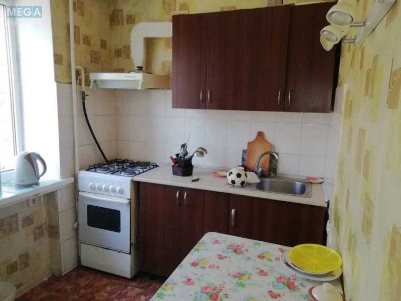 Оренда 3 кімнатної квартири, <a class="location-link" href="/kiev/" title="Недвижимость Київ">Київ</a>, <a class="location-link" href="/kiev/shevchenkovskij/" title="Недвижимость Шевченківський район">Шевченківський р-н</a>, Невська вул., 7 (изображение 1)