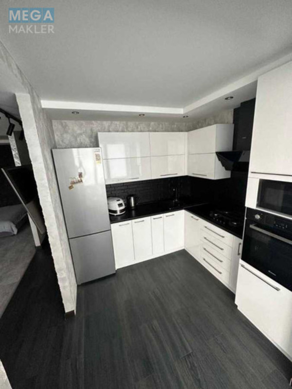 Продаж 1 кімнатної квартири (41/33/8), 10 пов. 11 пов. будинку, <a class="location-link" href="/rovno/" title="Недвижимость Рівне">Рівне</a>, Соборна, 285 (изображение 1)