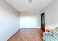 Продаж 1 кімнатної квартири (35/17/7), 22 пов. 25 пов. будинку