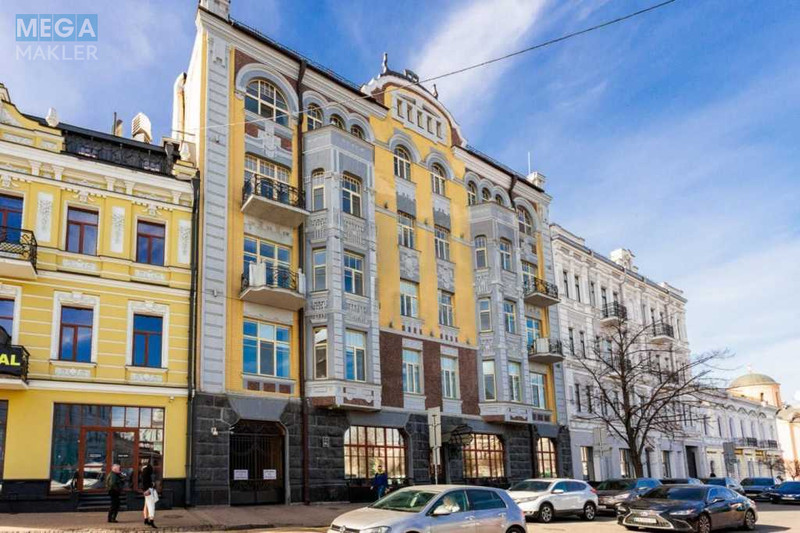 Оренда окремої будівлі/побудови, 2&nbsp;348&nbsp;кв.м, <a class="location-link" href="/kiev/" title="Недвижимость Київ">Київ</a>, <a class="location-link" href="/kiev/podolskij/" title="Недвижимость Подільський район">Подільський р-н</a>, Контрактова пл., 1 (изображение 1)