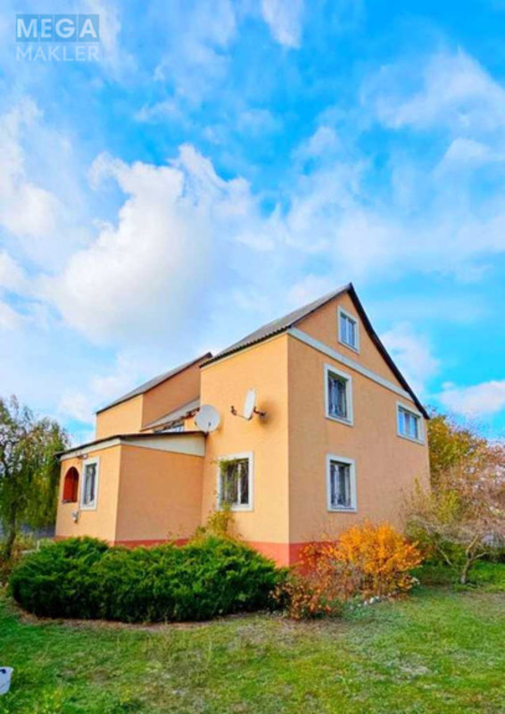 Продаж дома, 2 поверху, 252 кв.м, 5 кімнат, ділянка 20 соток, <a class="location-link" href="/kurilovka/" title="Недвижимость Курилівка">Курилівка</a>, береговая, 20 (изображение 1)