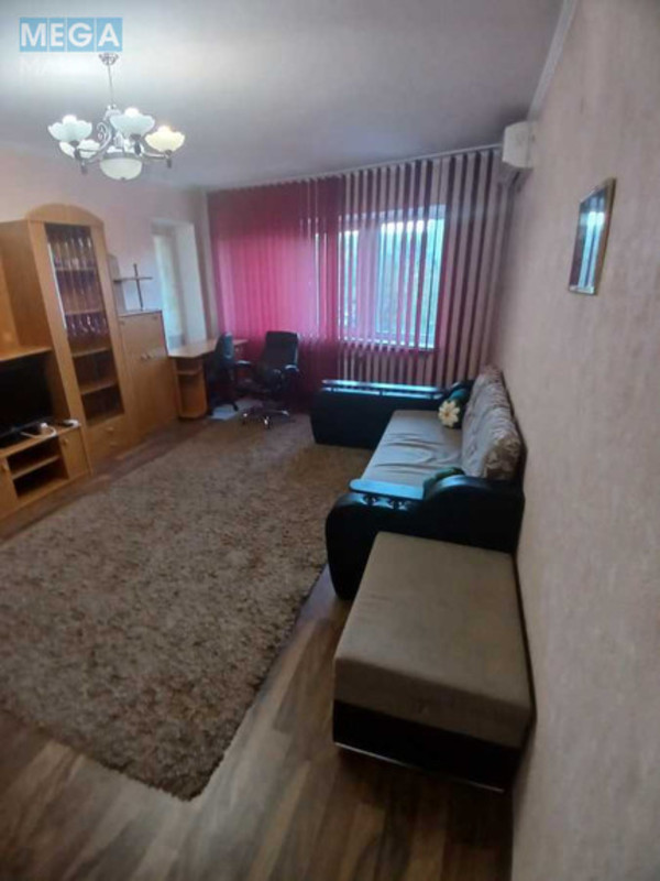 Оренда 1 кімнатної квартири, <a class="location-link" href="/kiev/" title="Недвижимость Київ">Київ</a>, <a class="location-link" href="/kiev/dneprovskij/" title="Недвижимость Дніпровський район">Дніпровський р-н</a>, Верховної Ради бульв., 14б (изображение 1)