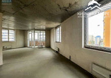 Продаж 3 кімнатної квартири (93/?/?), 14 пов. 25 пов. будинку