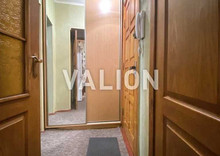 Продаж 3 кімнатної квартири (68/41/7), 1 пов. 9 пов. будинку