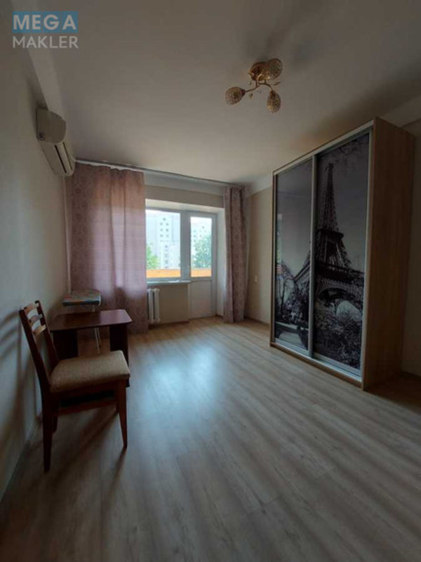 Оренда 1 кімнатної квартири, <a class="location-link" href="/kiev/" title="Недвижимость Київ">Київ</a>, <a class="location-link" href="/kiev/desnyanskij/" title="Недвижимость Деснянський район">Деснянський р-н</a>, Миколи Матеюка вул., 5 (изображение 1)