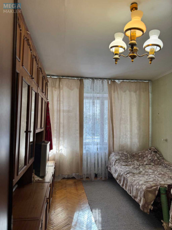 Продаж 1 кімнатної квартири (30,4/16,7/6,4), 1 пов. 5 пов. будинку, <a class="location-link" href="/vyshgorod/" title="Недвижимость Вишгород">Вишгород</a>, Богдана Хмельницького, 9 (изображение 1)