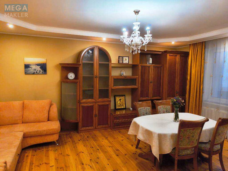 Продаж 2 кімнатної квартири (90/45/14), 3 пов. 18 пов. будинку, <a class="location-link" href="/kiev/" title="Недвижимость Київ">Київ</a>, <a class="location-link" href="/kiev/solomenskij/" title="Недвижимость Солом'янський район">Солом'янський р-н</a>, Миколи Голего вул., 5 (изображение 1)