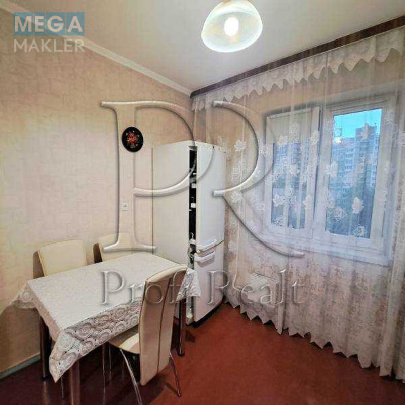 Продаж 2 кімнатної квартири (54/31/8), 4 пов. 10 пов. будинку, <a class="location-link" href="/kiev/" title="Недвижимость Київ">Київ</a>, <a class="location-link" href="/kiev/desnyanskij/" title="Недвижимость Деснянський район">Деснянський р-н</a>, Маяковського Володимира проспект, 7А (изображение 1)