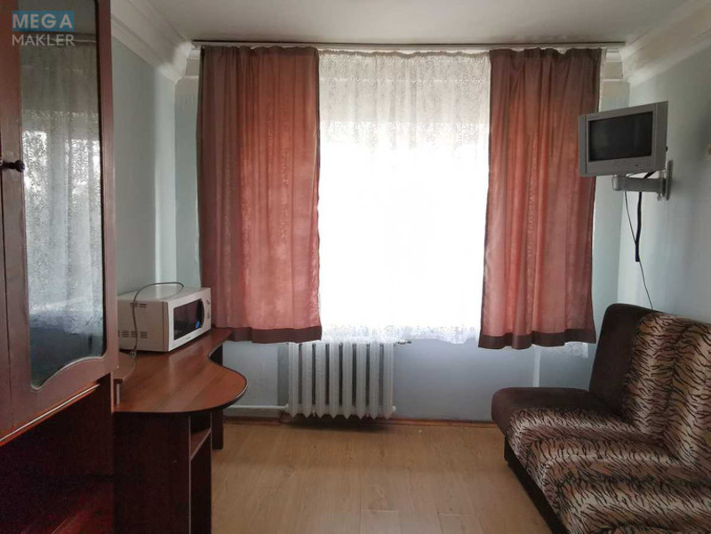 Оренда кімнати (підселення), <a class="location-link" href="/kiev/" title="Недвижимость Київ">Київ</a>, <a class="location-link" href="/kiev/svyatoshinskij/" title="Недвижимость Святошинський район">Святошинський р-н</a>, Академіка Доброхотова вул., 8 (изображение 1)